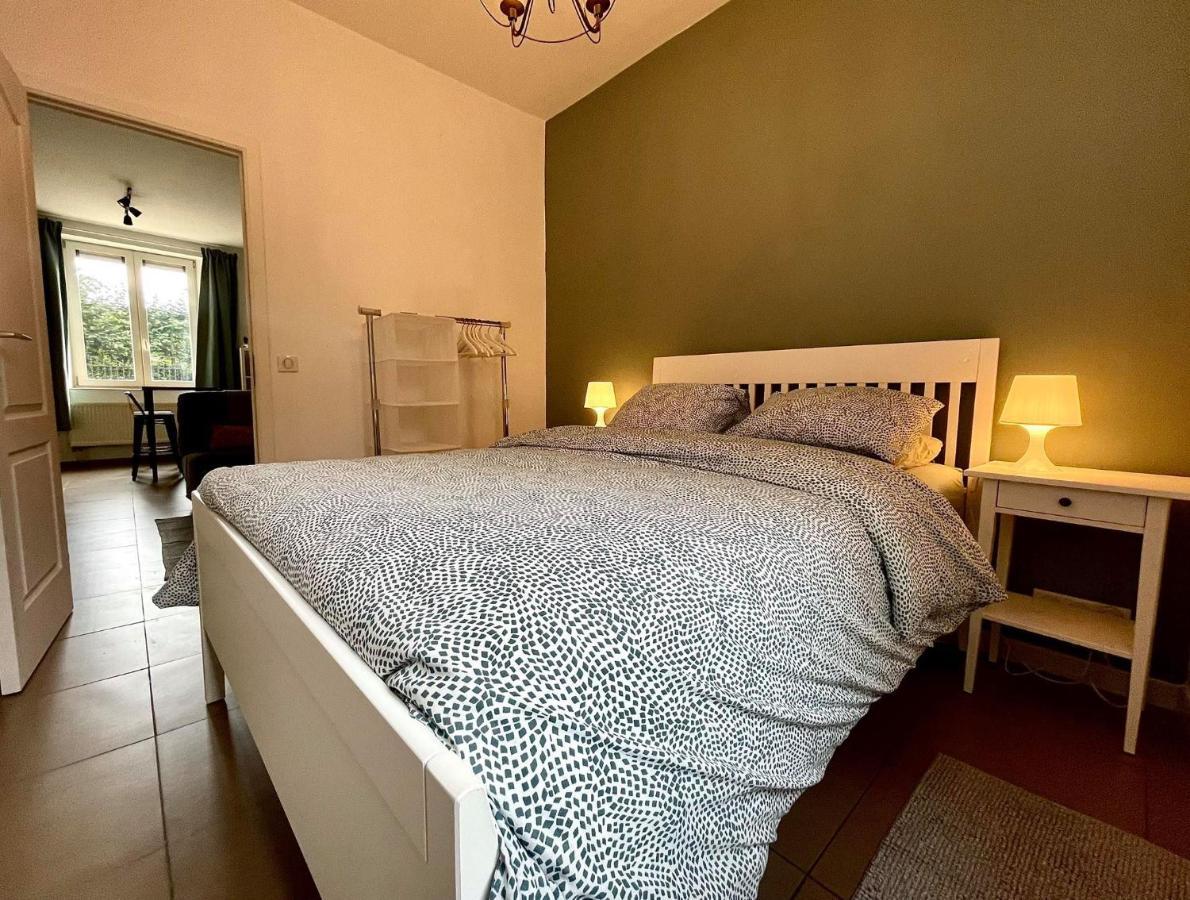 L'Appartement D'Houyet - Esc'Appart Екстериор снимка